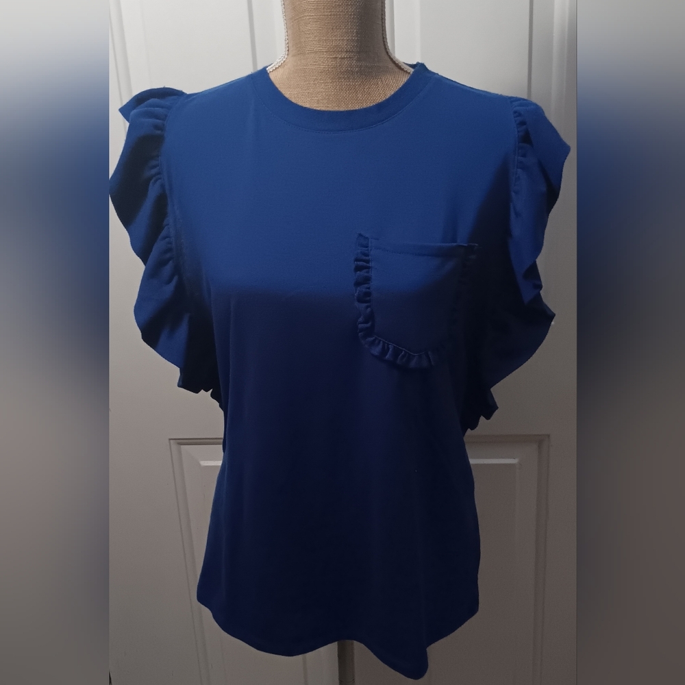 Drew Flutter Sleeve Top Size Medium - image 1
